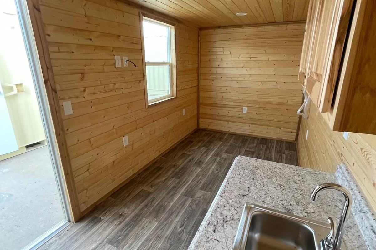 20' Workforce Dorm - Image 3