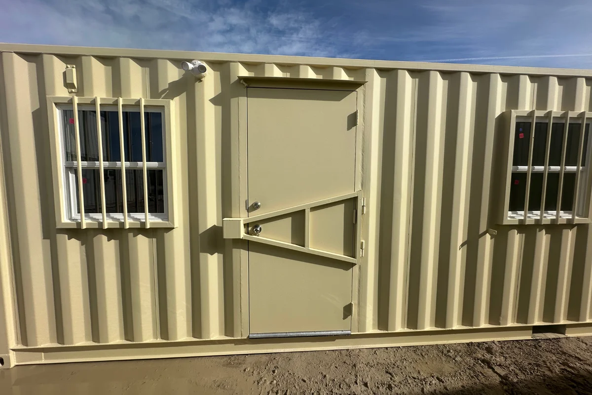 40' Mobile Office with Storage (18'/22') - Image 3