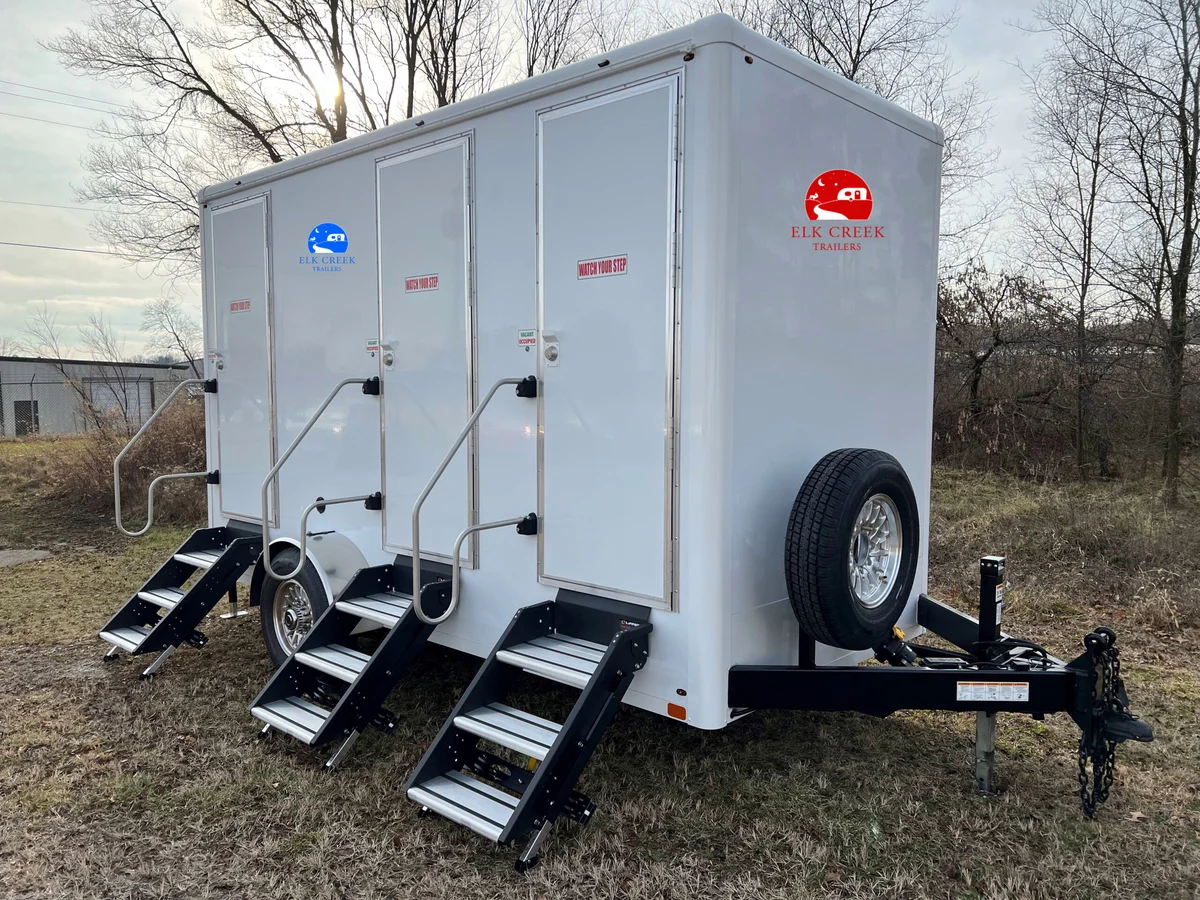 3-Stall Compact Restroom Trailer - Image 6