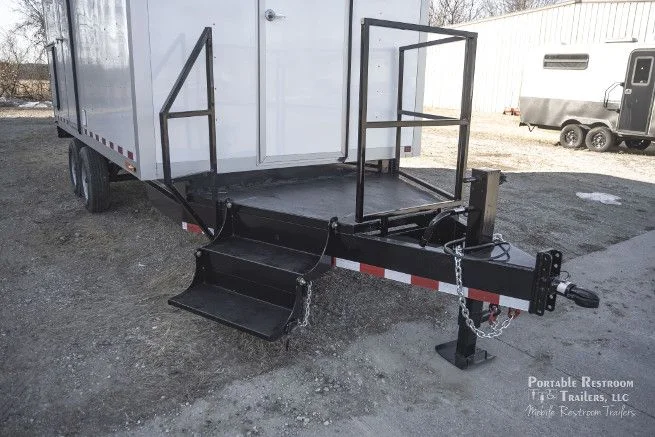 2 Station Environmental Decontamination Shower Trailer - Image 15