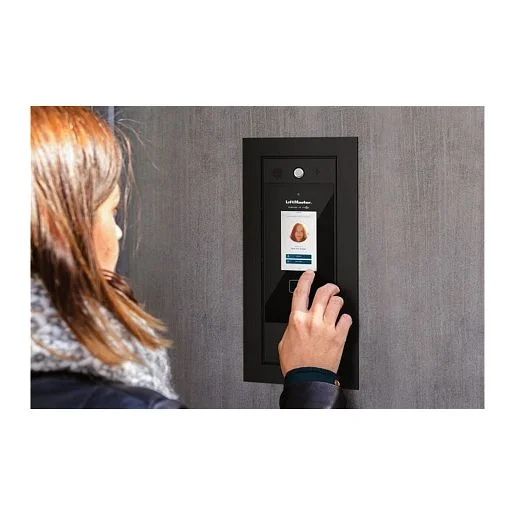 CAPXM LiftMaster Smart Video Intercom - Medium - Image 4