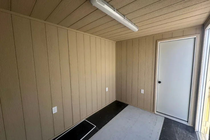40ft Mobile Office Shipping Container with Storage (10/30) (40STMOS1030) - Image 6