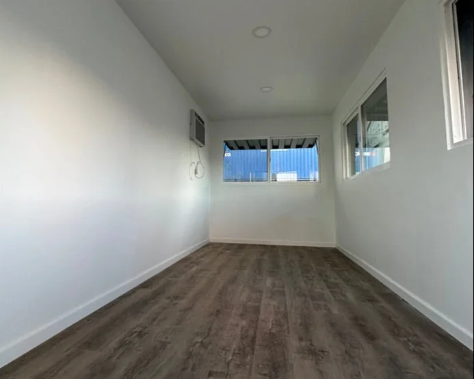 Vinyl Plank Flooring - 40' Container - Image 2