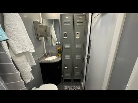 4 Station Shower Trailer Combo w/Lockers | Classic - 4 Season - Image 2