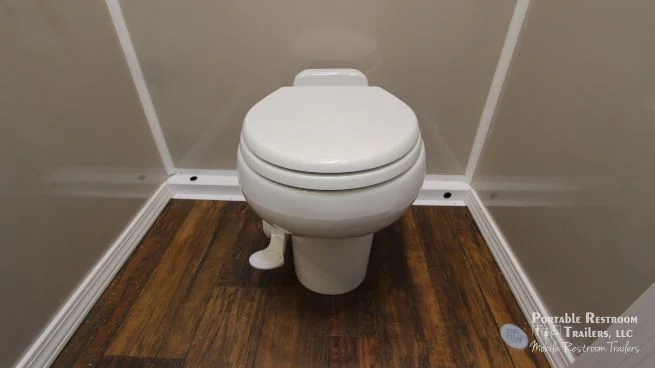 4 Station Bathroom Trailer | Calypso Series - Private Floor Plan - Image 8