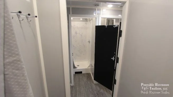8 Station Portable Shower Trailer | Classic Series - 4 Season Package - Image 4