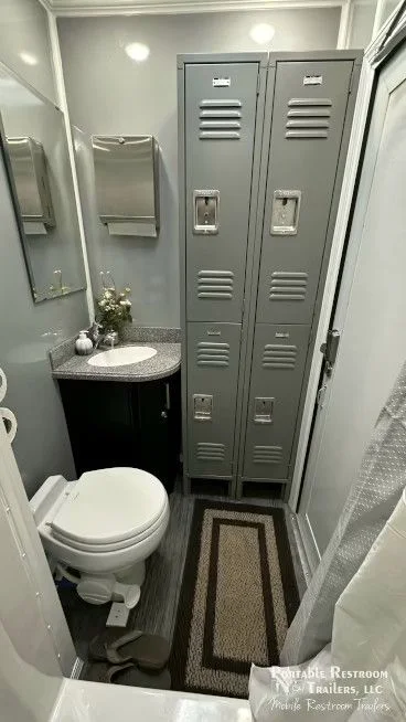 6 Station Shower Trailer Combo w/Lockers | Classic - 4 Season - Image 12