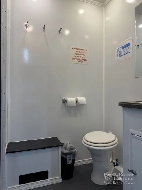 USED 6 Suite Combo Shower Trailer - 4 Season - Image 11