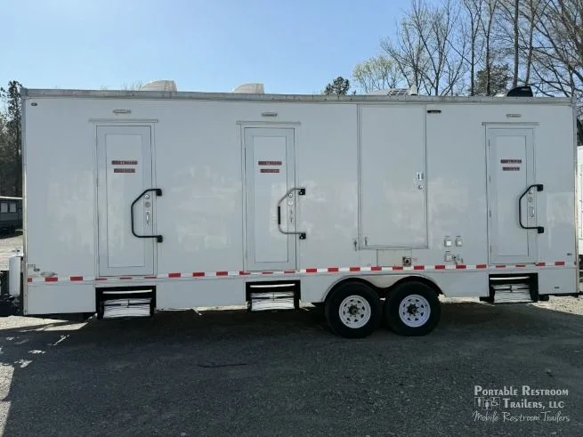USED 6 Suite Combo Shower Trailer - 4 Season - Image 16