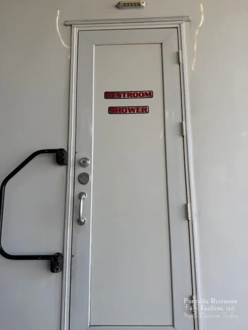 USED 6 Suite Combo Shower Trailer - 4 Season - Image 19