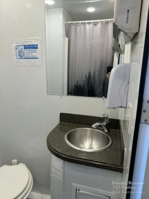 USED 6 Suite Combo Shower Trailer - 4 Season - Image 8